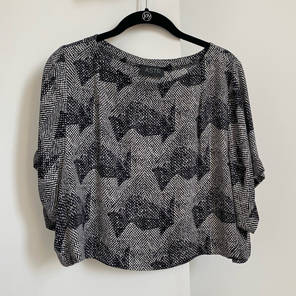 ASTR Boxy Cropped Blouse, Size XS/S